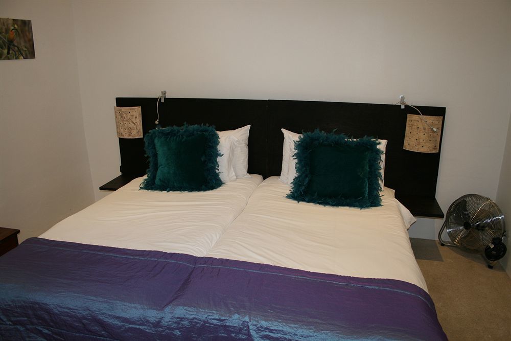 קייפטאון Africanhome Guesthouse מראה חיצוני תמונה